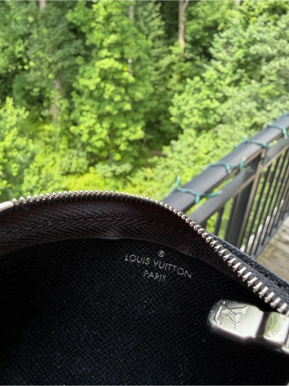 Louis Vuitton Damier Graphite Key Pouch - Black & Grey tag included